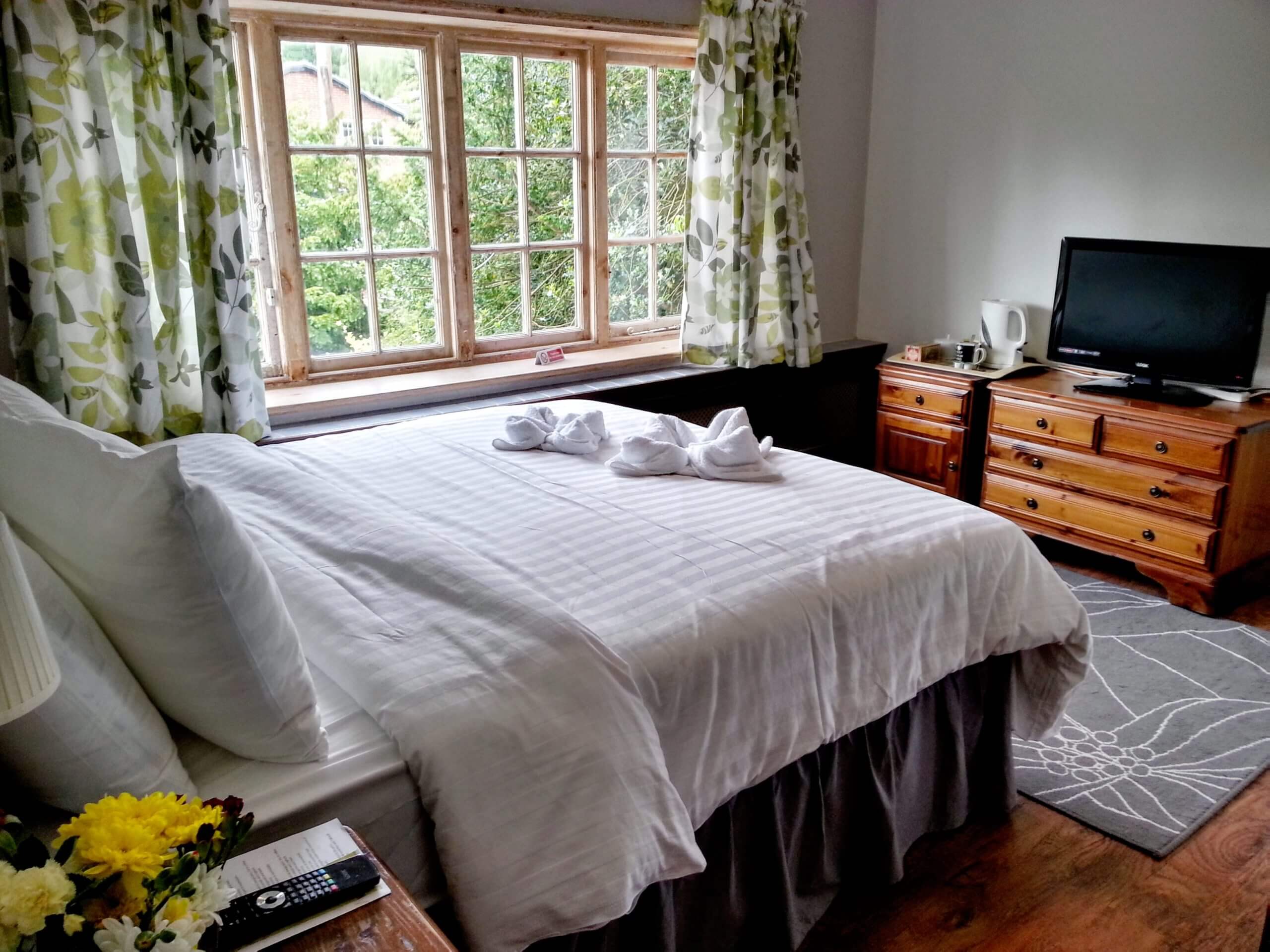 Bed and breakfast near Claygate